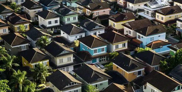 a large number of single family homes