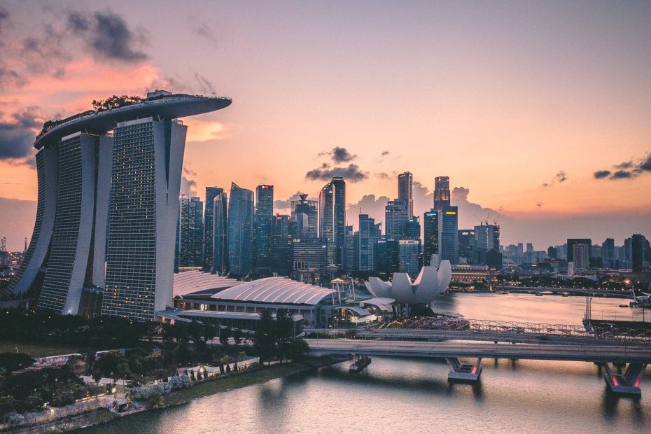 smart city singapore skyline